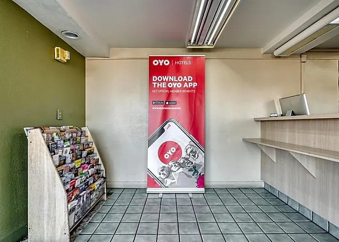 Oyo Downtown Hotel 2*